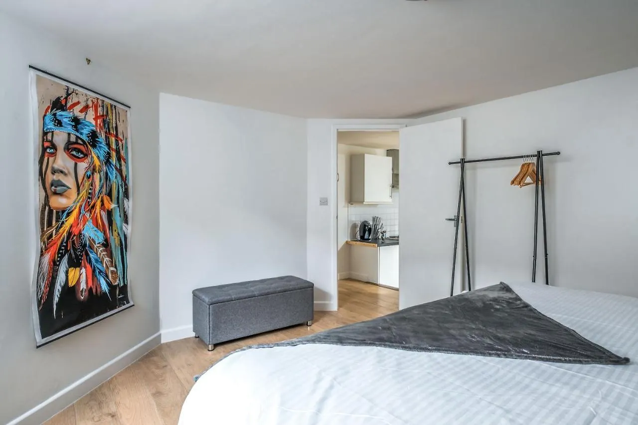 Cosy Flat In Free Parking Area, Next To Bus Stop 브라이턴
